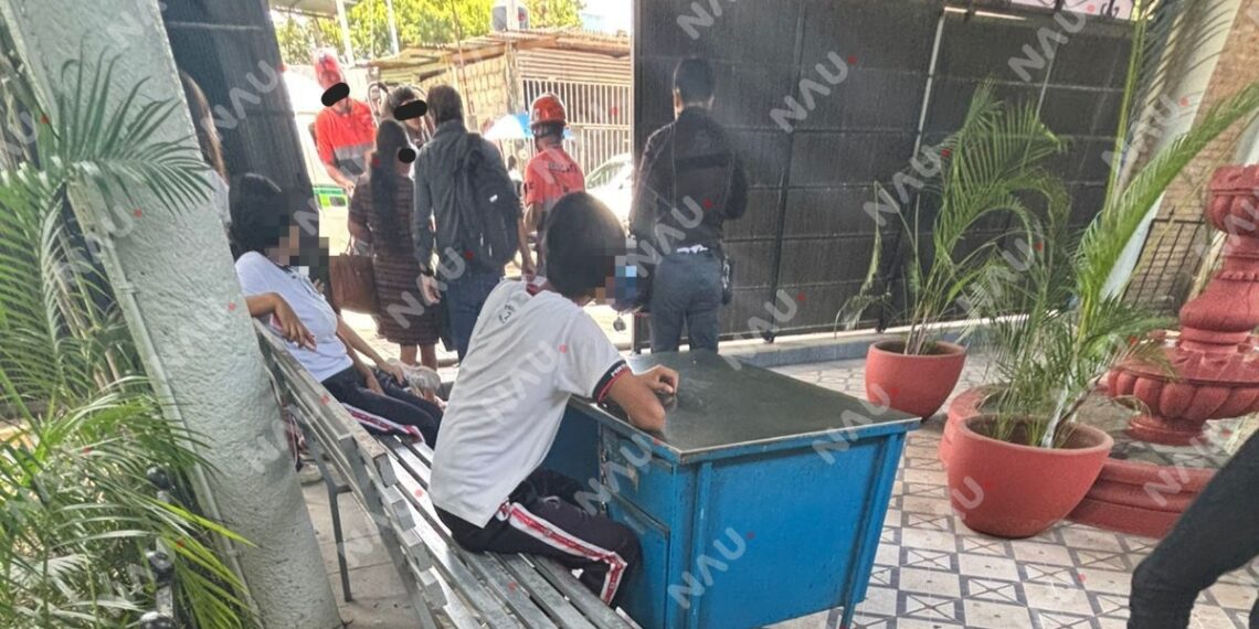 Pastelitos “mágicos” mandan al hospital a estudiante de la Prepa 2 en Tapachula