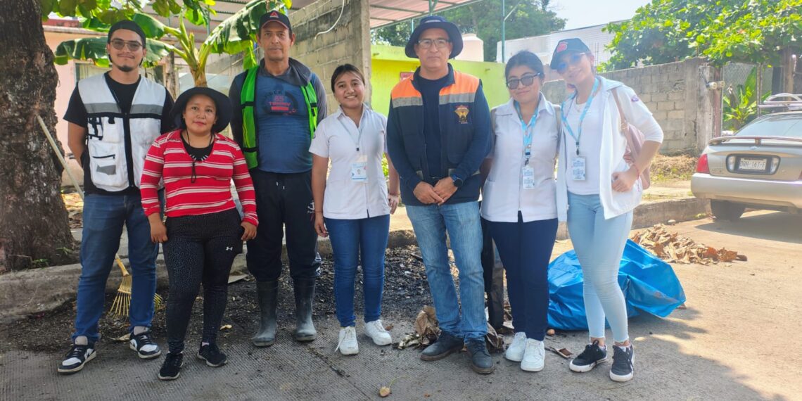 Realizan Ayuntamiento de Tapachula y Universidad del Soconusco jornada de limpieza en espacios públicos
