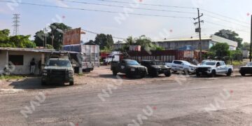 Aseguran arsenal y droga en pensión de tráileres de Tapachula durante operativo federal