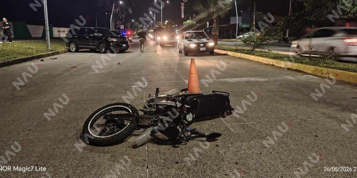 Motociclista resulta con lesiones menores tras accidente en la 4ª Avenida Sur de Tapachula