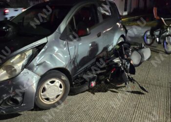 Accidente vehicular en Tapachula deja daños materiales y un detenido