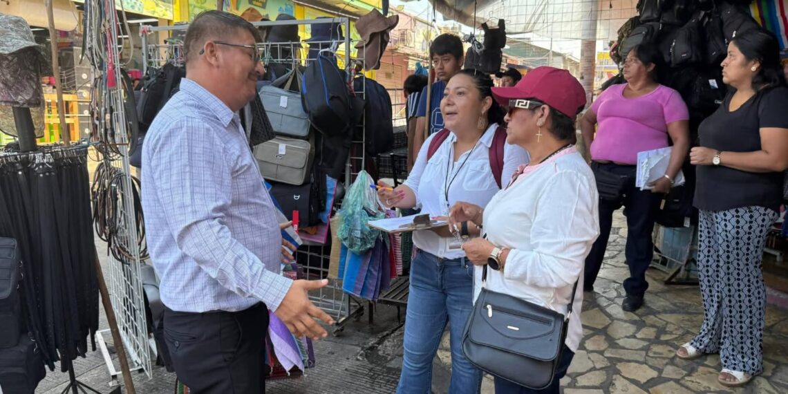 Vendedores del centro se alinean; Ayuntamiento recupera calles y refuerza seguridad