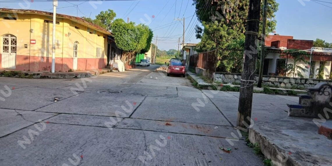 Tragedia en Huixtla: niña de tres años muere ahogada tras caer a una alberca durante evento social