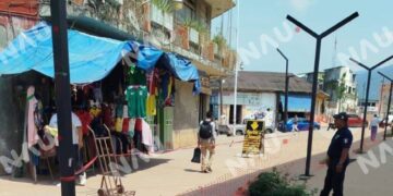 Frustran asalto a joyería en Huixtla; delincuentes huyen y abandonan cargador abastecido