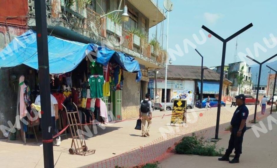 Frustran asalto a joyería en Huixtla; delincuentes huyen y abandonan cargador abastecido