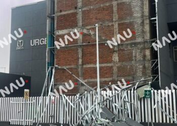 Fuertes vientos derriban estructura en fachada del Hospital Nuevo Frontera