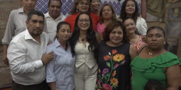 Festejan a los trabajadores cobachenses en su día.