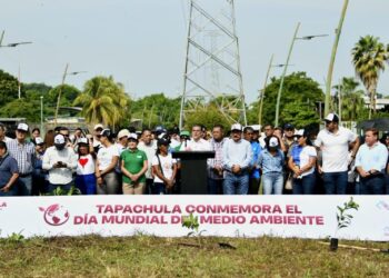 Promueve Yamil Melgar reforestación con especies nativas en Tapachula