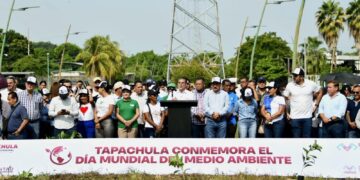 Promueve Yamil Melgar reforestación con especies nativas en Tapachula