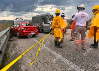 Fatal accidente bajo la lluvia deja una mujer sin vida en la vía Coita-Tuxtla