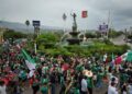 Festeja Eduardo Ramírez con afición chiapaneca el triunfo de México en el Mundial