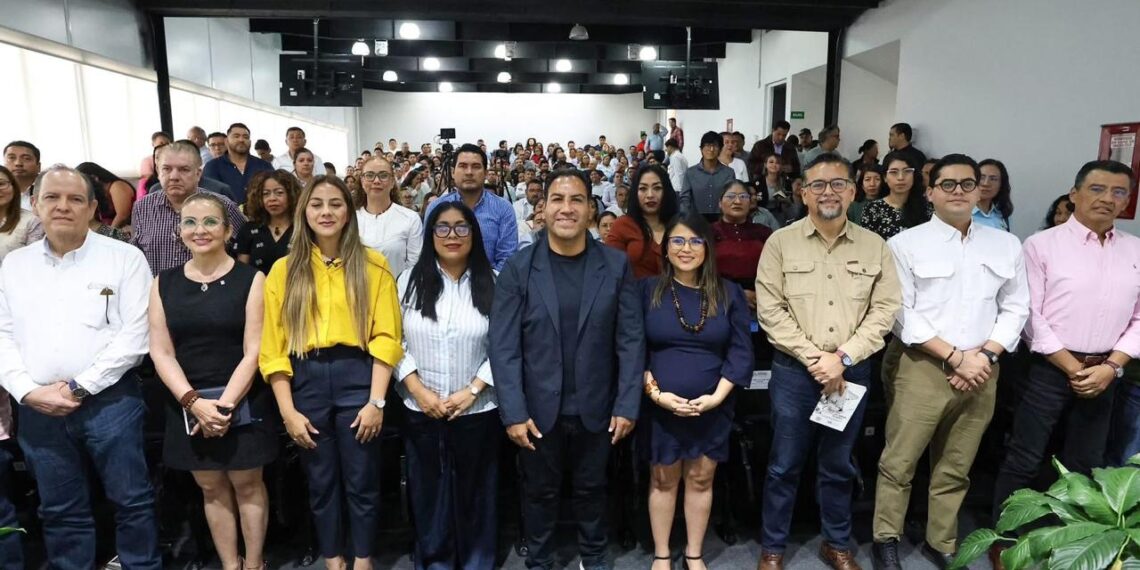 Eduardo Ramírez participa en foro para construir una nueva Ley de Agua en Chiapas
