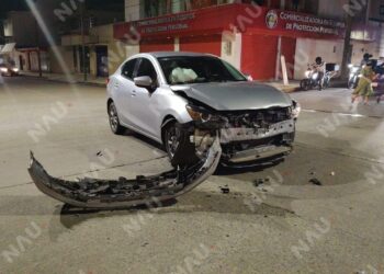 Volcadura deja una persona lesionada y daños materiales en Tapachula