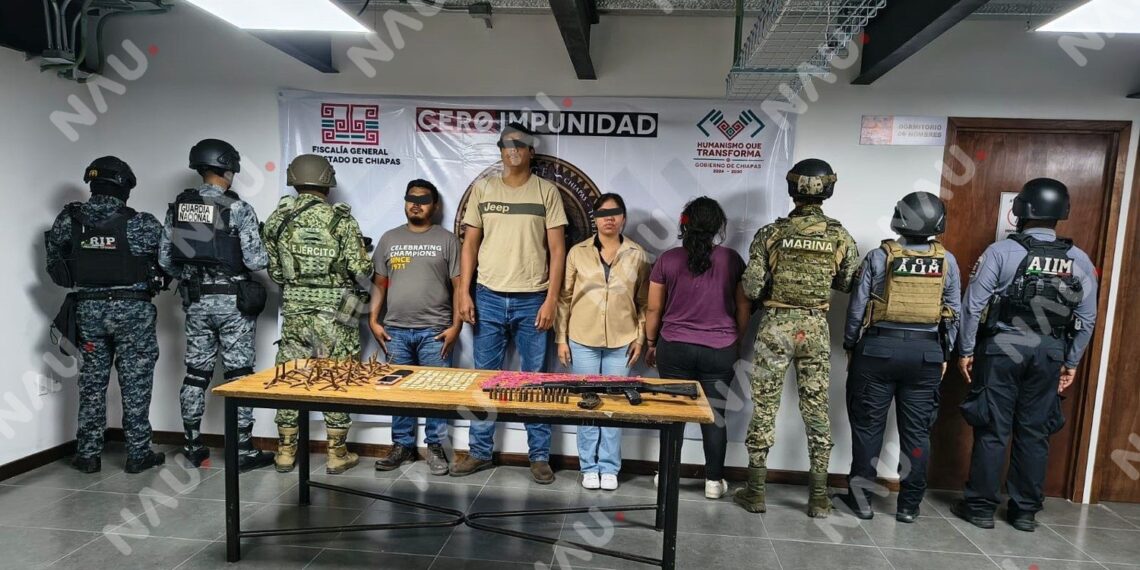 Detienen en Chiapas a presunto líder de grupo delictivo; aseguran droga, arma y ponchallantas
