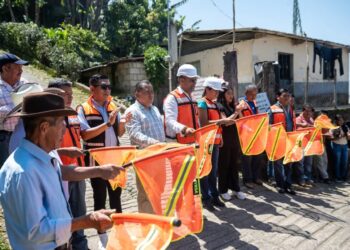 “Obras de drenaje representan salud y bienestar para las familias”: Fabián Barrios de León