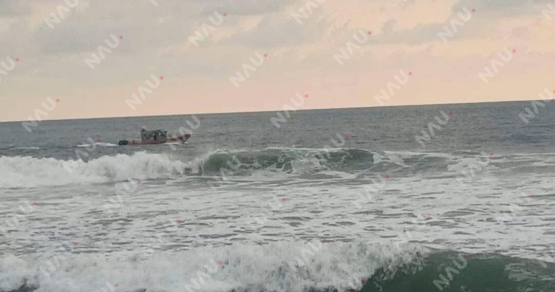 LOCALIZAN SIN VIDA A HOMBRE DESAPARECIDO EN PLAYA LINDA TRAS SER ARRASTRADO POR EL OLEAJE