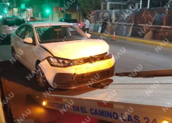 Conductor presuntamente ebrio provoca múltiple percance vial en Tapachula; intentó escapar y fue detenido