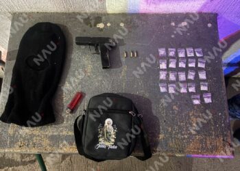 Detienen a tres personas con presunta droga y un arma de fabricación artesanal en Tuzantán