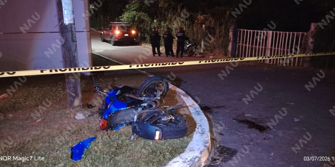 Dos motociclistas resultan lesionados tras choque en la carretera Tapachula–Tuxtla Chico