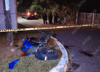 Dos motociclistas resultan lesionados tras choque en la carretera Tapachula–Tuxtla Chico