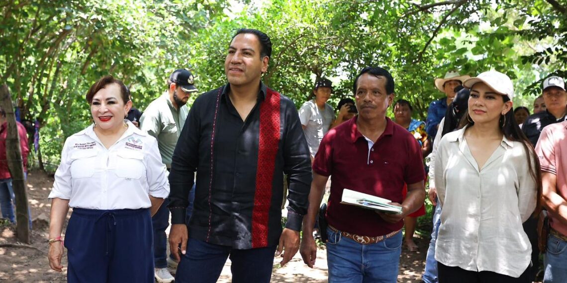 Eduardo Ramírez reafirma compromiso con el cuidado de la madre tierra desde Tonalá
