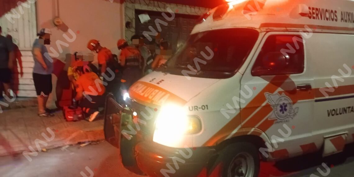 Mujer embarazada es trasladada al Hospital General tras resultar lesionada durante una riña en Tapachula
