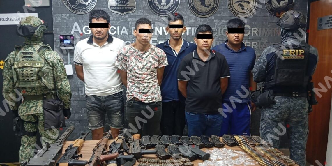 Ejército Mexicano, en coordinación con la Fiscalía General del Estadodetuvieron a 6 personas y aseguraron armamento en el municipio de Jiquipilas, Chiapas.