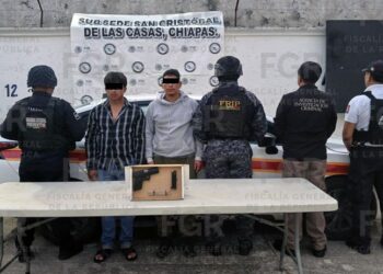 OBTIENE FGR SENTENCIA DE CUATRO AÑOS DE PRISIÓN CONTRA DOS PERSONAS DETENIDAS CON UN ARMA DE FUEGO EN TZANEMBOLOM