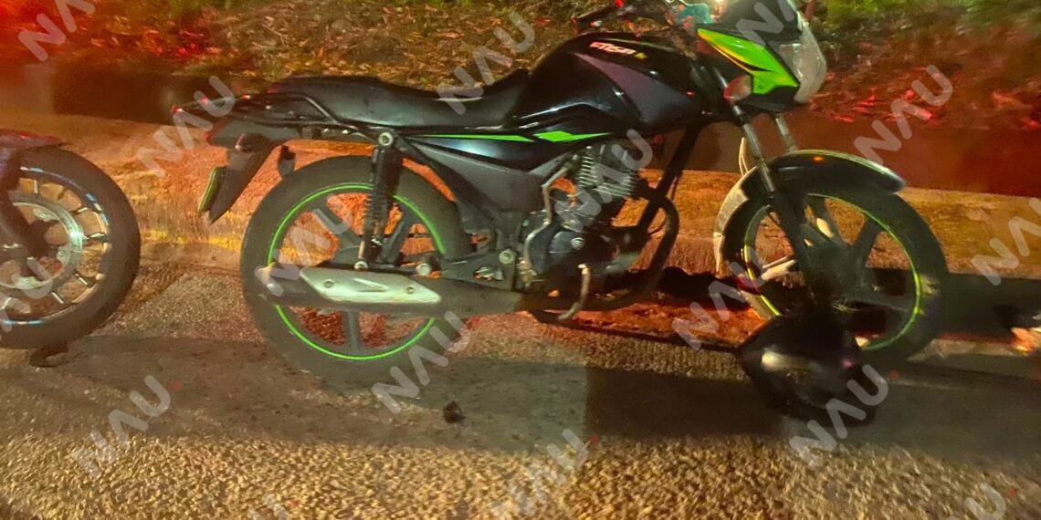 Motociclista resulta lesionado tras aparatosa caída en la colonia Villa Las Flores de Tapachula