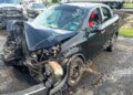 Automovilista pierde el control y choca contra vehículo estacionado en el Libramiento Sur de Tapachula