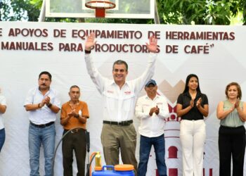 Yamil Melgar fortalece la cafeticultura con apoyos a productores