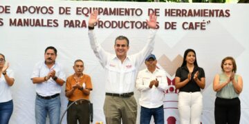 Yamil Melgar fortalece la cafeticultura con apoyos a productores