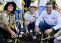 Yazmín Ramírez y Yamil Melgar promueven la reforestación.
