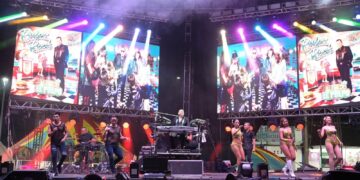 Un éxito la presentación de Alfredo “El Pulpo” y sus teclados en Cacahoatán. 🐙 🎹