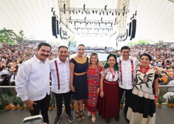 Eduardo Ramírez promueve la riqueza de Chiapas en la Guelaguetza 2026