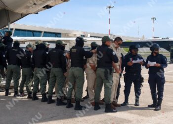 Trasladan a 45 internos de alta peligrosidad al Cefereso 15 de Chiapas; suman 170 ingresos en 2026