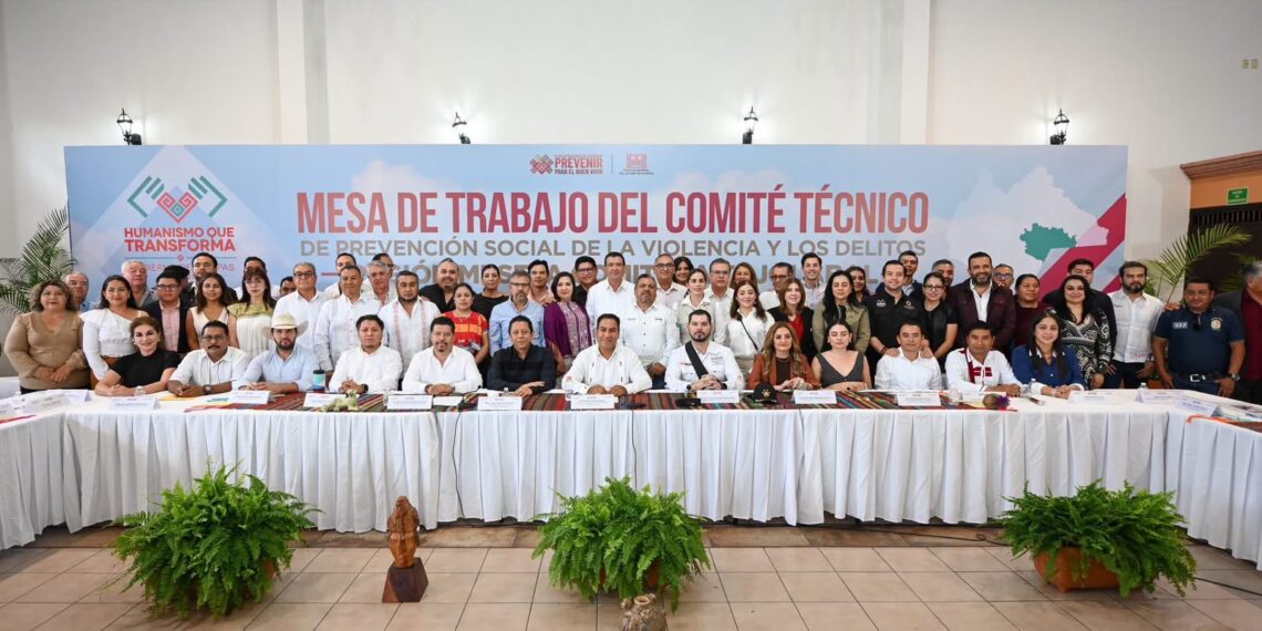 Eduardo Ramírez refrenda compromiso con la prevención social de la violencia en la Meseta Comiteca Tojolabal
