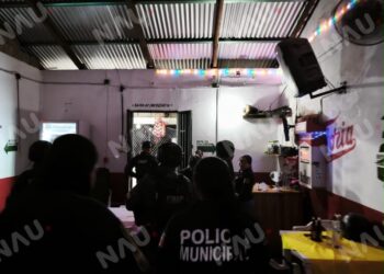 Operativo sorpresa refuerza vigilancia en Huixtla; clausuran cuatro bares por irregularidades