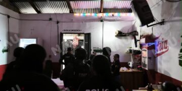 Operativo sorpresa refuerza vigilancia en Huixtla; clausuran cuatro bares por irregularidades