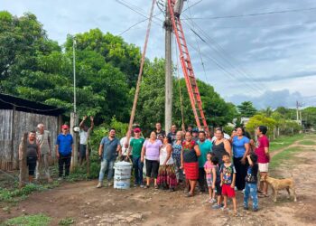 Restablecen energía eléctrica en El Dorado Nuevo tras afectación por transformador dañado