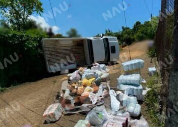Muere una mujer tras volcadura de camioneta en camino entre El Triunfo y Cantón Los Ángeles