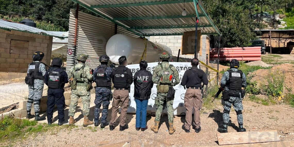 ASEGURA FGR TANQUE ESTACIONARIO DE GAS L.P. E INMUEBLE DURANTE CATEO EN ZINACANTÁN, CHIAPAS