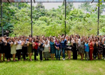 Mujeres con AURA buscan sumar esfuerzos a través de “Es Tiempo de Mujeres”