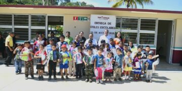 Invertir en la educación es invertir en Tapachula: Yamil Melgar