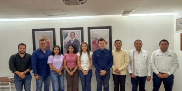 Elmer Vázquez fortalece coordinación con CFE para dar seguimiento al servicio eléctrico en Suchiate