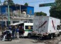 Tres pasajeros lesionados tras choque entre colectiva y camión en Tapachula