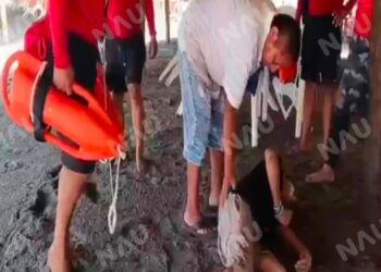 Corriente de resaca pone en peligro a adolescente en playa San Benito