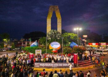 Yamil Melgar entrega rehabilitación integral de la Glorieta Bonanza