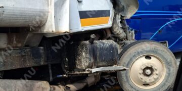 Choque entre autobús AEXA y volteo deja un muerto y nueve lesionados en Mapastepec