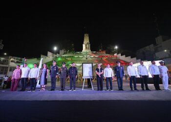 Eduardo Ramírez encabeza conmemoración de 202 años de la Federación de Chiapas a México